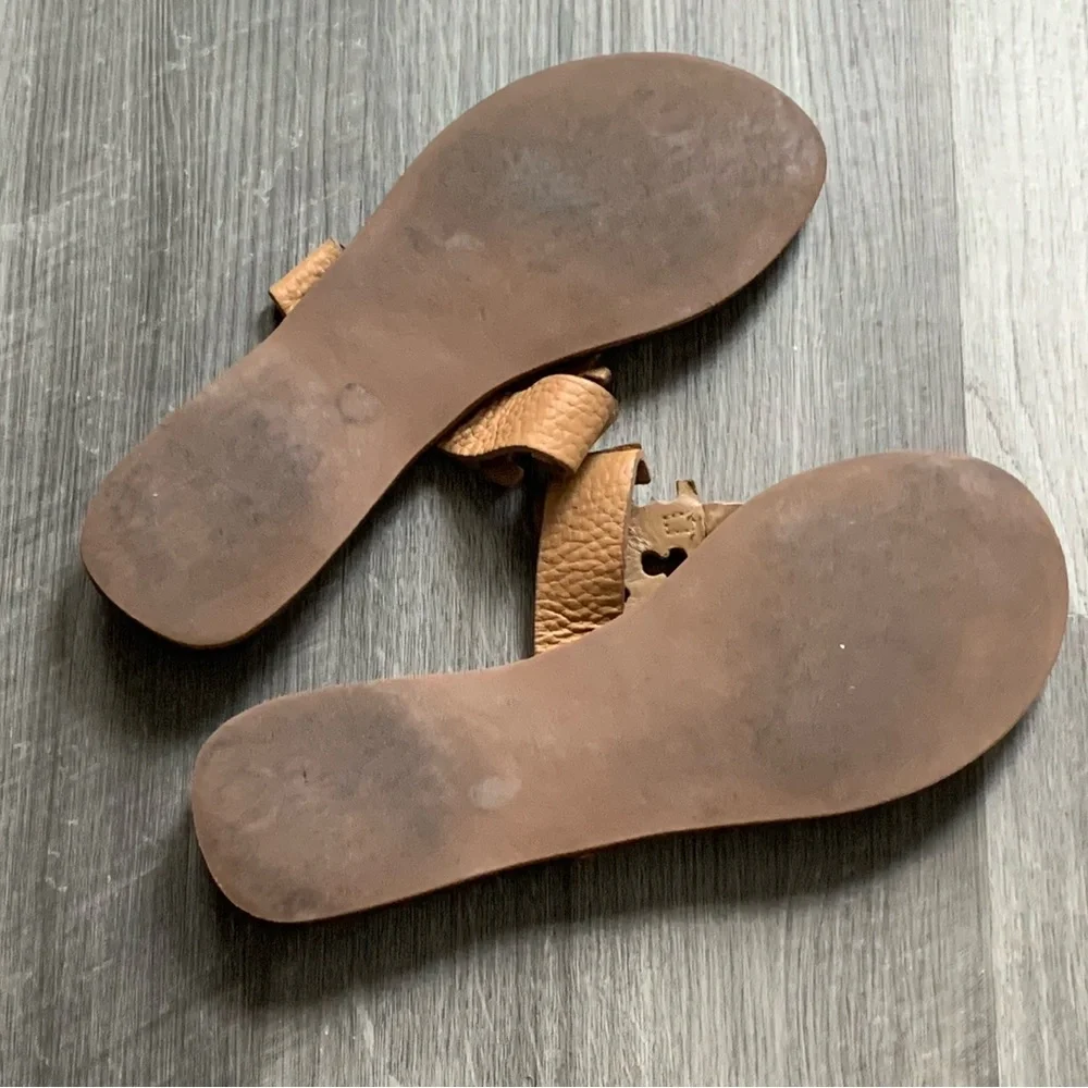 Tory Burch Pebble Leather Laser Cut Logo Slides Flat Thong Neutrals Size 7,5